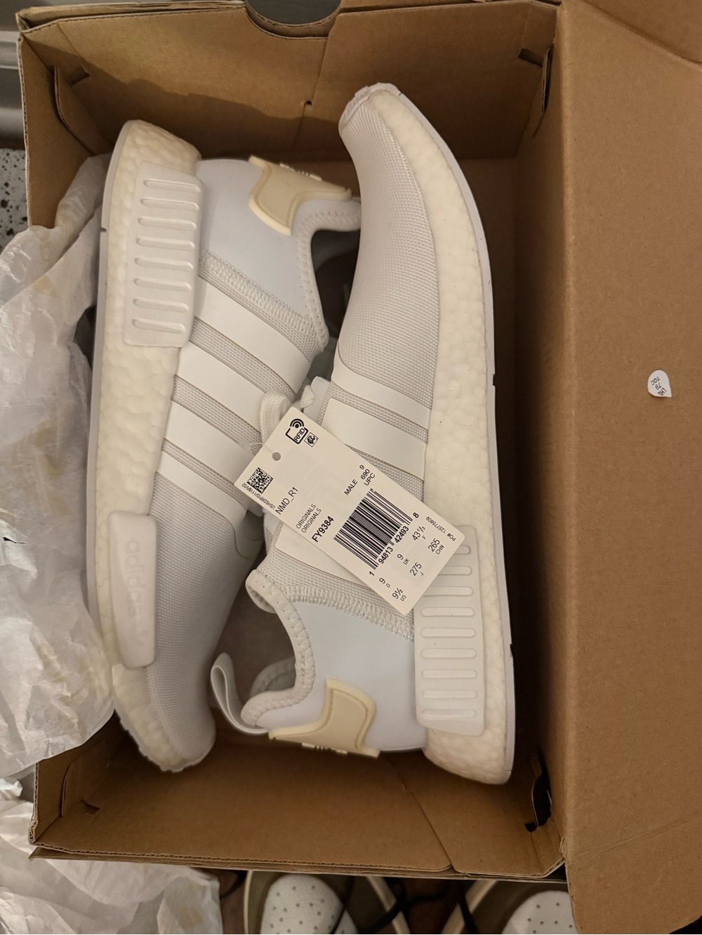 Adidas Triple White Nmd R1 Sneakers